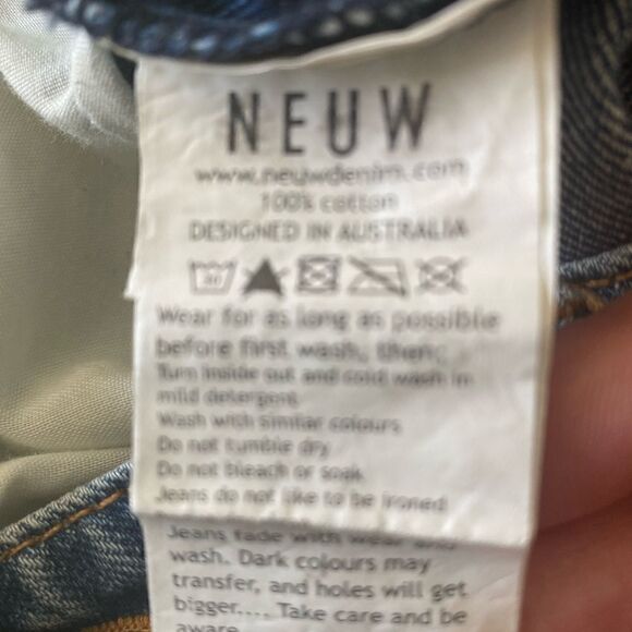 Neuw “Sister Ray” Straight Leg Jeans; Size 7R - Picture 7 of 7